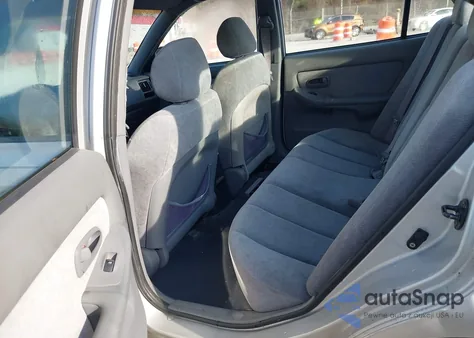 2004 Hyundai Elantra Gls/Gt from USA, damaged, VIN KMHDN46D54U881518